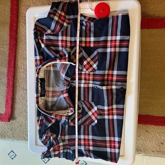 G Collection plaid button down shirt - Picture 4 of 8